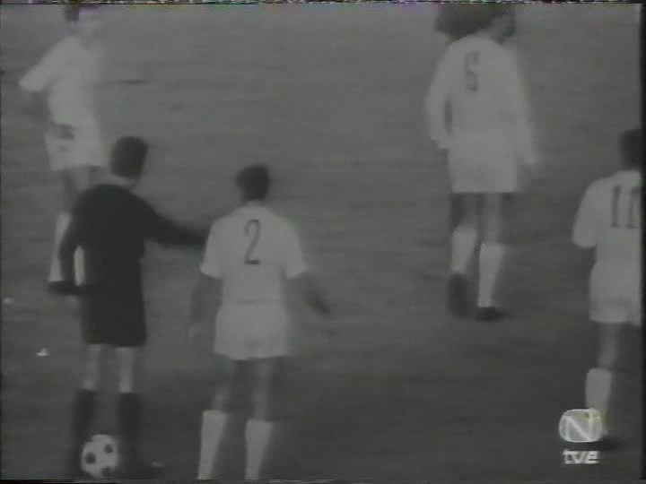 Liga 1969/1970 - J1 - Real Madrid Vs. FC Barcelona (540p) (Castellano) Image