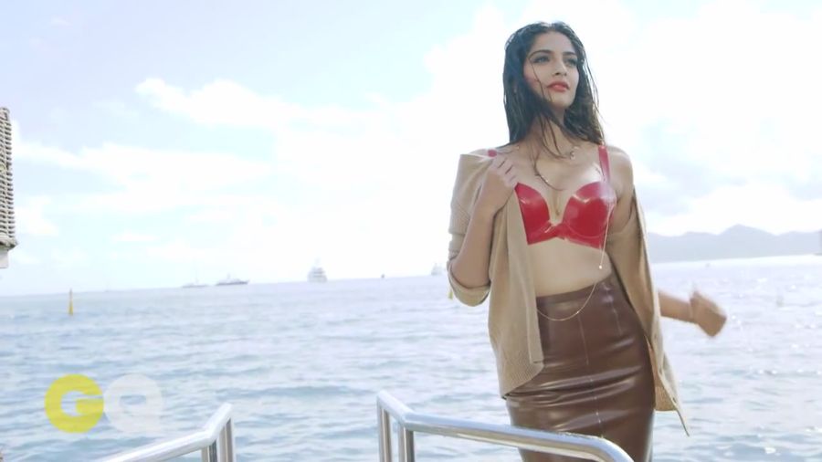 Kapoor - Sonam Kapoor Sizzles in GQ Magazine#3 Sonam_Kapoor_Fropki_006