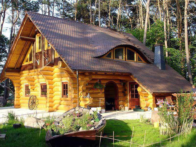 Constructions en rondins de bois (fuste) Wooden_house