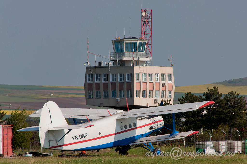 Aeroportul Tulcea (Delta Dunarii) - Mai 2015 IMG_0137