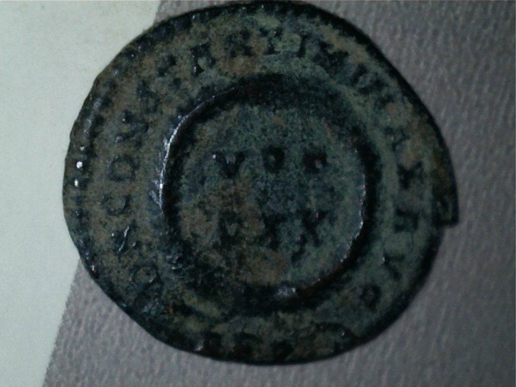 AE3 de Constantino I. D N CONSTANTINI MAX AVG / VOT XXX. Roma 2076