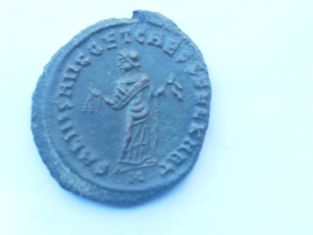 Nummus o follis de Diocleciano. SALVIS AVGG ET CAESS FEL KART. Cartago IMG_20140609_112158