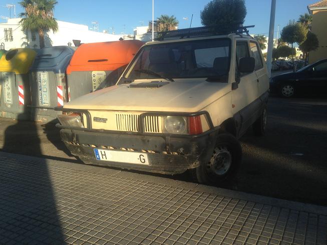 COCHES INTERESANTES,PARADOS Y ABANDONADOS EN HUELVA,BADAJOZ Y PROVINCIA - Página 39 Panda