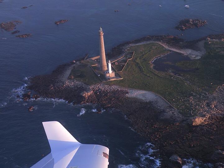 Un petit bout de la Bretagne vue d'en haut 10409181_10152599794226142_859595557021902849_n