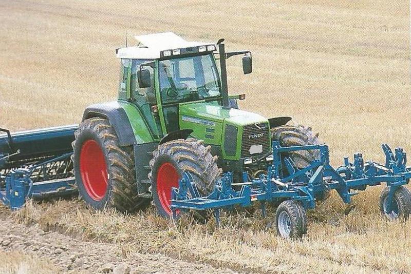 FENDT Tractores   - Página 5 FENDT_924_VARIO