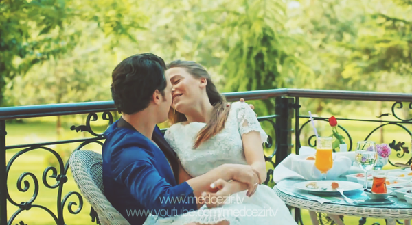 Serenay Sarikaya/სერენაი სარიკაია #22 - Page 46 CGh_A79_YVIAEQ7_SH