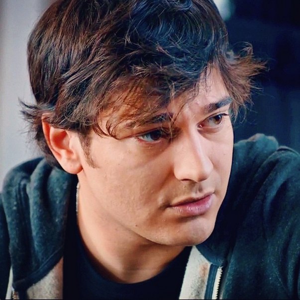 Cagatay ulusoy/ ჩაათაი ულუსოი #2 - Page 9 TNYW2kq_SEr_Y