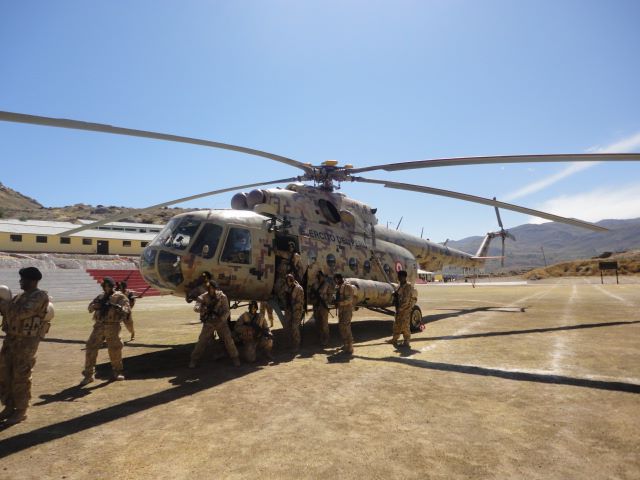 Fuerzas Armadas del Peru - Página 9 Fe24