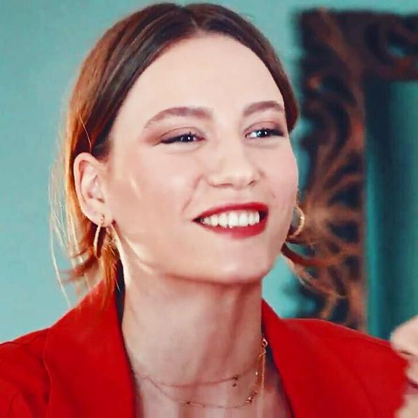 Serenay Sarikaya/სერენაი სარიკაია #22 - Page 9 CElo_AOLUEAAm_f6