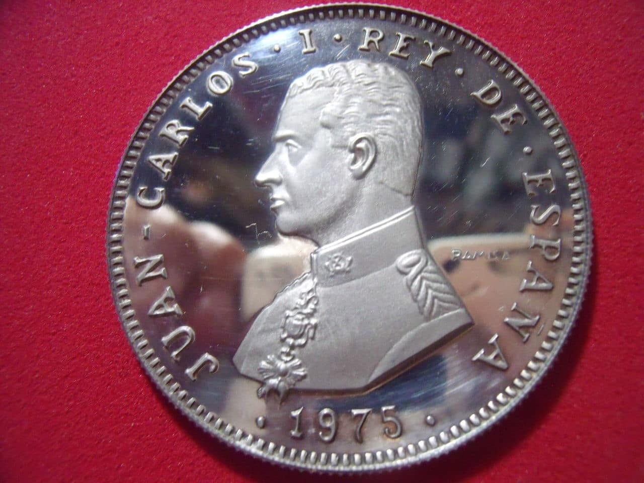 Medalla JUAN CARLOS I - 1975 Medalla_J_CARLOS_I_001