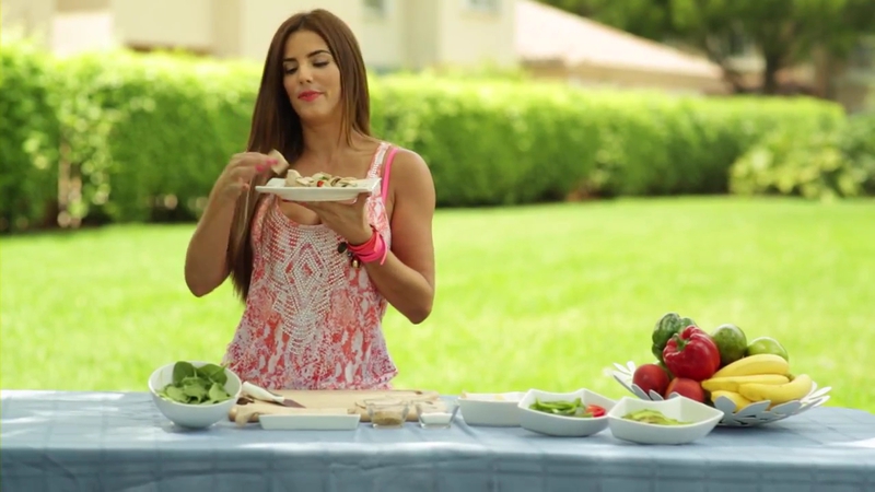 Gaby espino/გაბი ესპინო #14 - Page 26 COCINANDO_SALUDABLE_HEALTHY_ROLLS_A_LA_GABY_mp