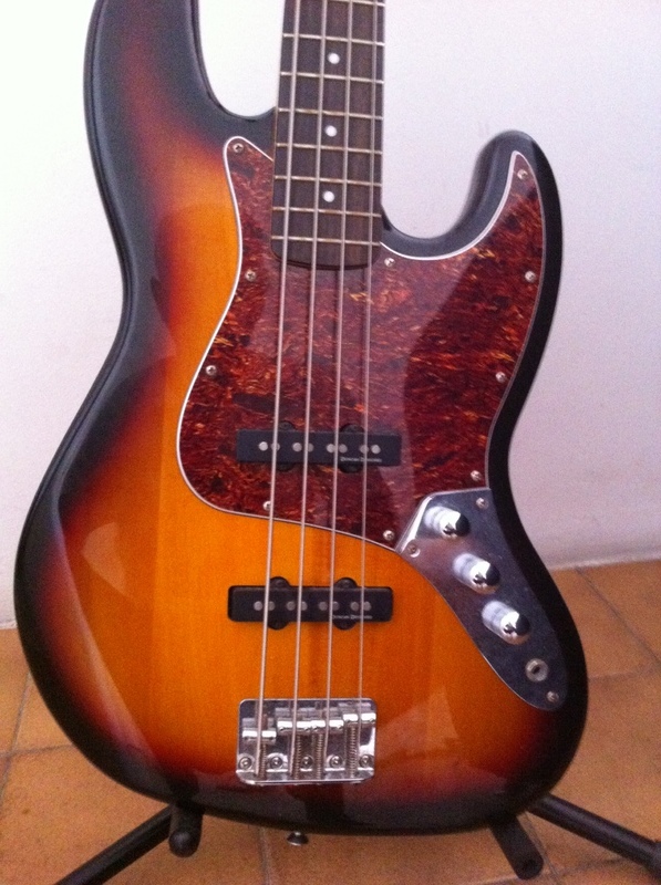 VENDO SQUIER JAZZ BASS VINTAGE MODIFIED Image_6