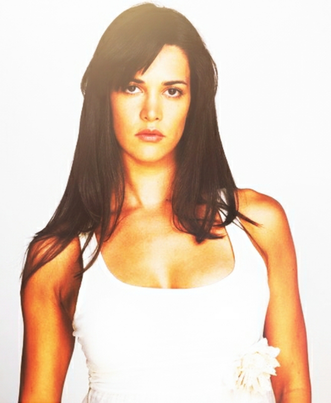 Monica Spear/ /მონიკა სპეარი #9 - Page 33 Photo_Grid_1439325509937