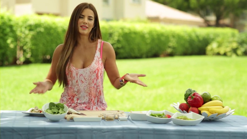 Gaby espino/გაბი ესპინო #14 - Page 25 COCINANDO_SALUDABLE_HEALTHY_ROLLS_A_LA_GABY_mp