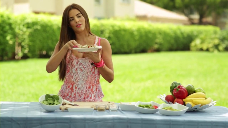 Gaby espino/გაბი ესპინო #14 - Page 26 COCINANDO_SALUDABLE_HEALTHY_ROLLS_A_LA_GABY_mp