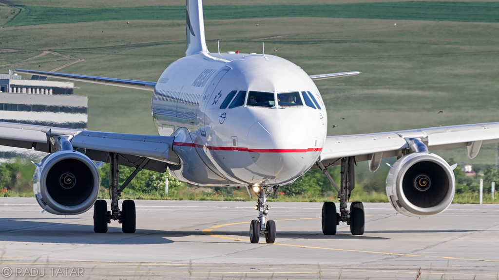 Aeroportul Cluj Napoca - Iunie 2015  IMGP1884