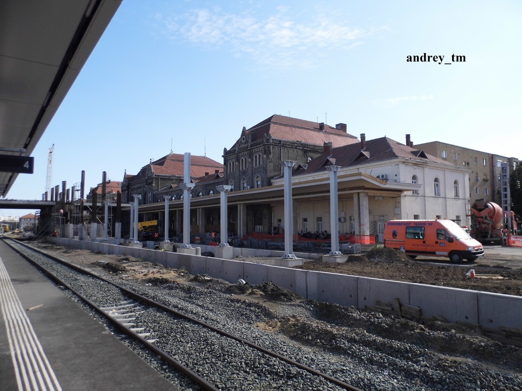 Lucrari de modernizare la gara Arad - Pagina 9 P1070727