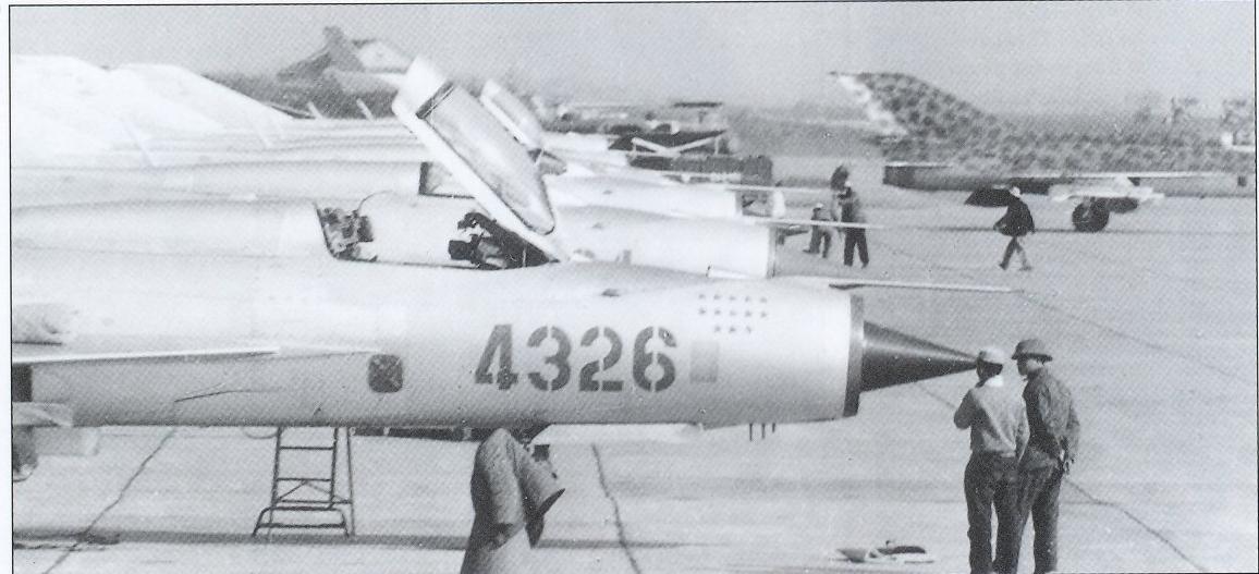 armée de l'air Mig21unitsofthevietnamw