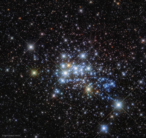 Astronomy Picture of the Day - Σελίδα 8 Westerlund1_hubble_2748