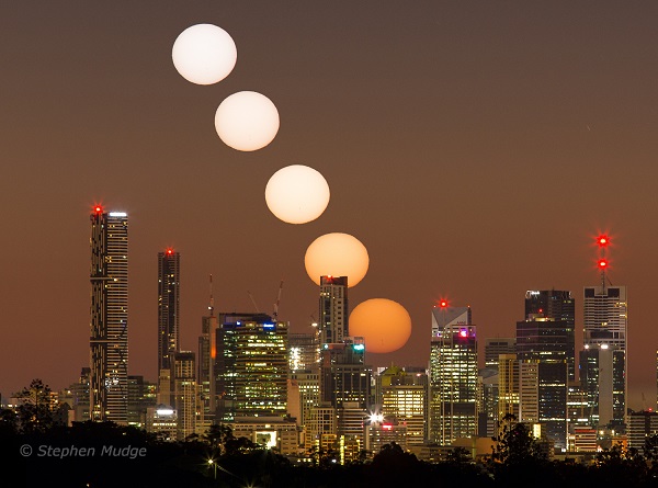 Astronomy Picture of the Day - Σελίδα 8 Aphelion_Sunrise_Stephen_Mudge