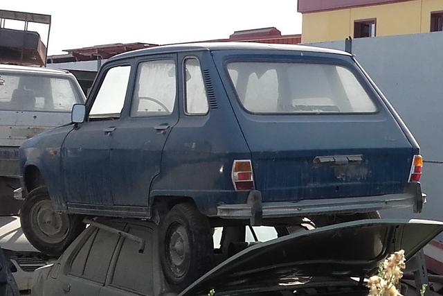 COCHES INTERESANTES,PARADOS Y ABANDONADOS EN HUELVA,BADAJOZ Y PROVINCIA - Página 3 20170926_174947