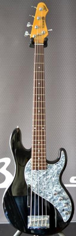 Vendo - VARIAX BASS 705 LINE 6 R$ 4.000,00 3992_1