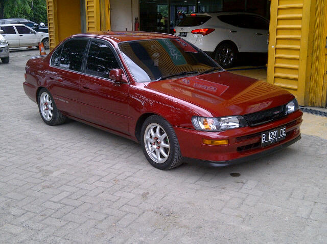 1995 Toyota Corolla AE101 Emerald Red Metallic IMG_20121222_00377