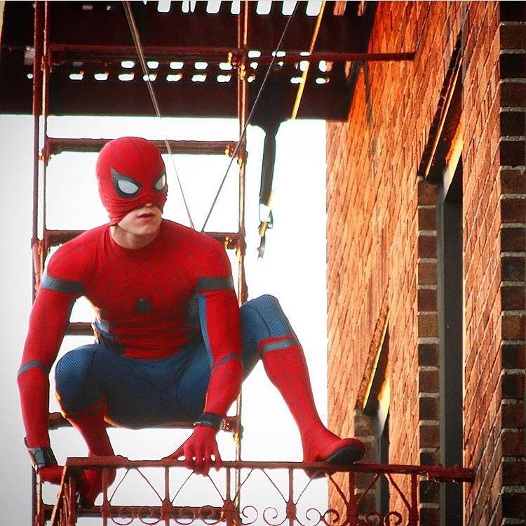 Spider-man Homecoming CtZf1ldWEAALDUh