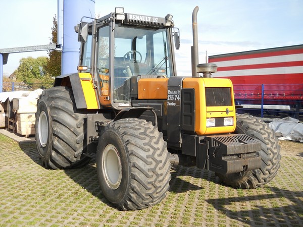 RENAULT Tracteurs agricoles   -- Francia - Página 7 RENAULT_175_74_TZ