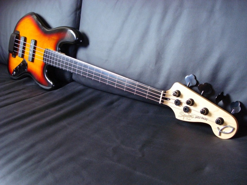 Squier By Fender Jazz Bass Vintage Modified Fretless - Página 2 1795752_1448082202087452_113109378_n