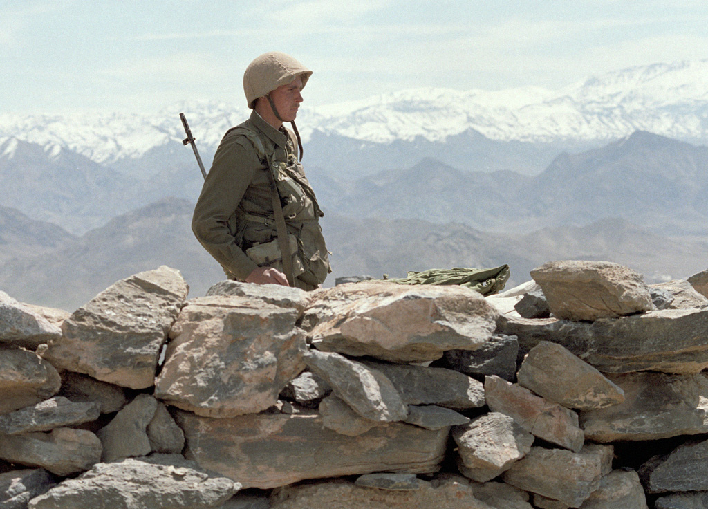 Soviet Afghanistan war - Page 5 RIAN_archive_21225_On_watch