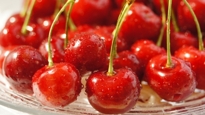 Voće - Page 6 8827123_sweet_cherry_wallpaper