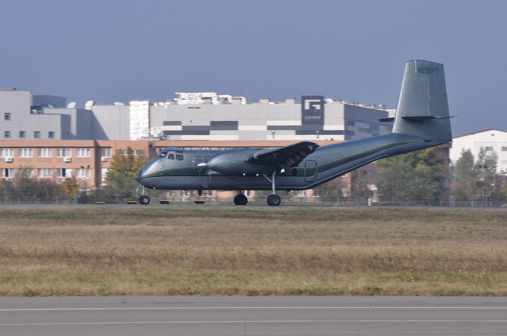 Aeroportul Bucuresti (Aurel Vlaicu/Baneasa) - Octombrie 2014   DSC_9337n