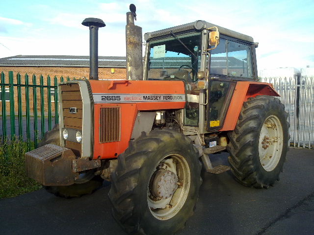 Hilo de tractores antiguos. - Página 17 Masseyferguson2685