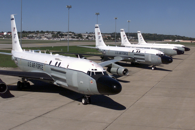 (FULL) WA International News Network - Page 17 RC_135_Cobra_Ball_aircraft_parked_at_Offutt