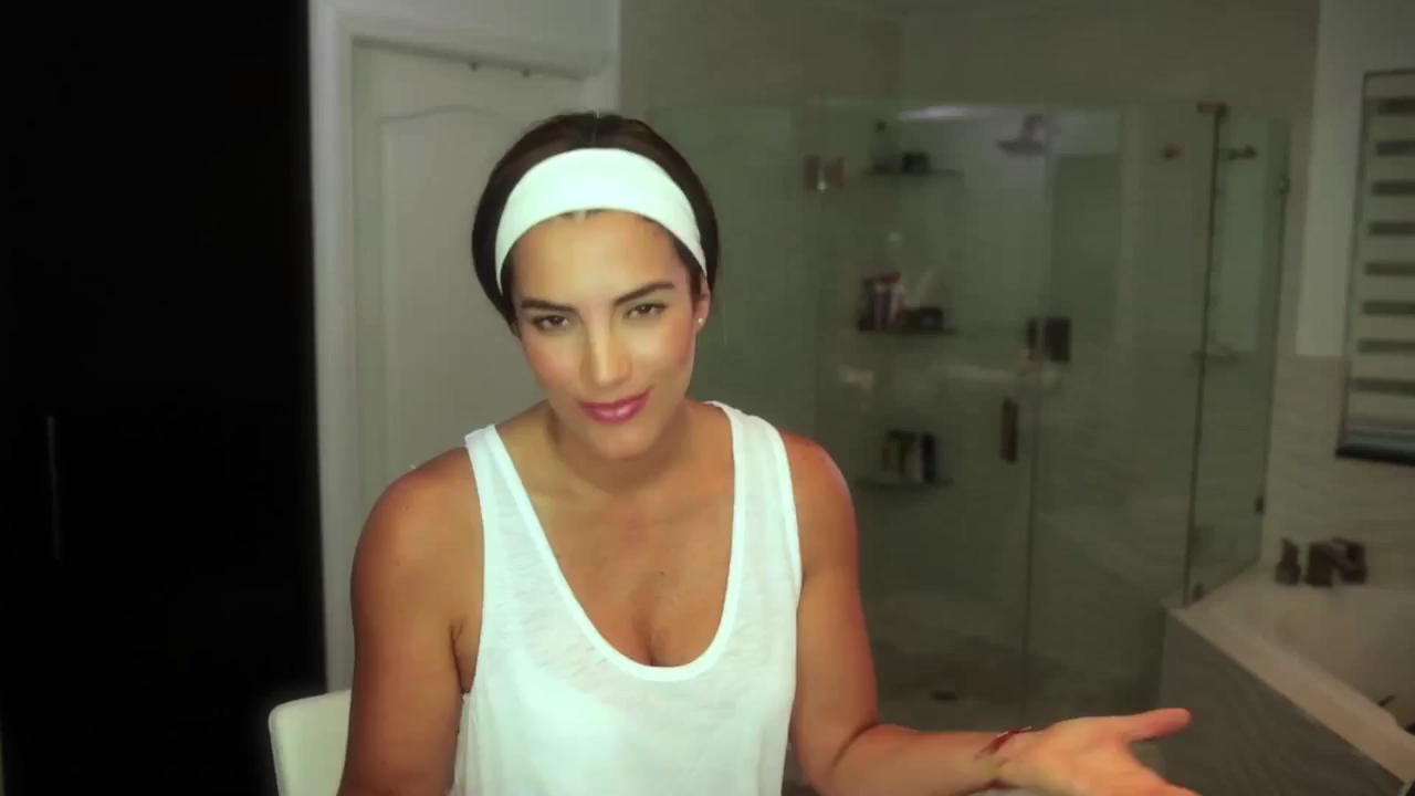 gaby - Gaby espino/გაბი ესპინო #17 - Page 4 MI_RUTINA_DE_NOCHE_GABY_AL_NATURAL_mp4_0000329