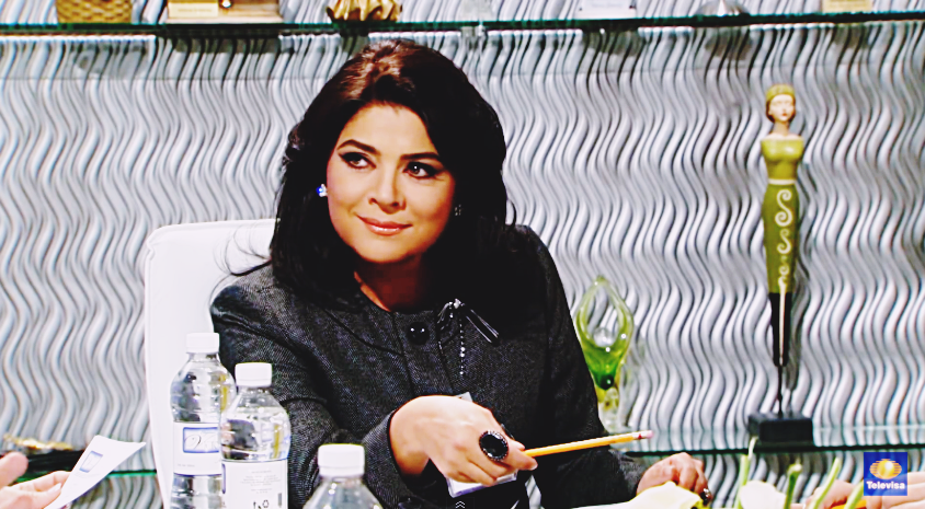 Victoria Ruffo/ვიქტორია რუფო - Page 47 Nloi