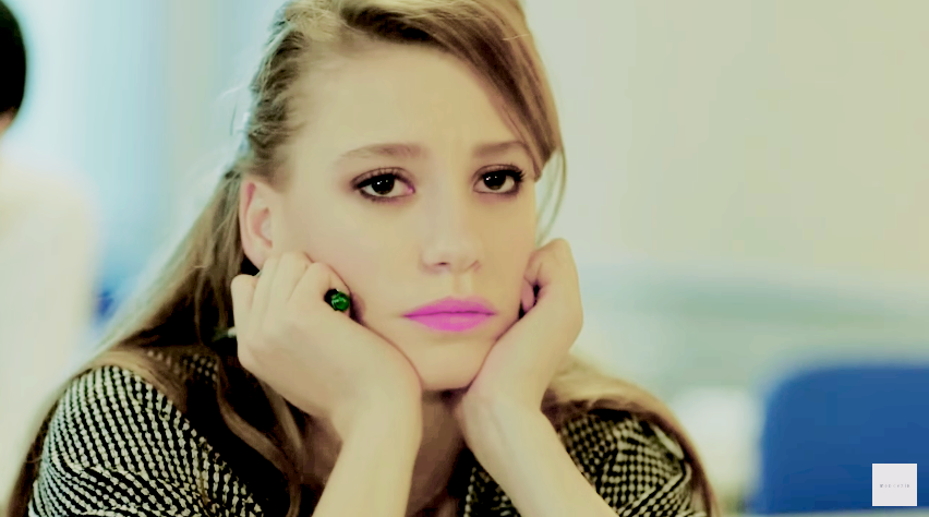 Serenay Sarikaya/სერენაი სარიკაია #24 - Page 59 Image