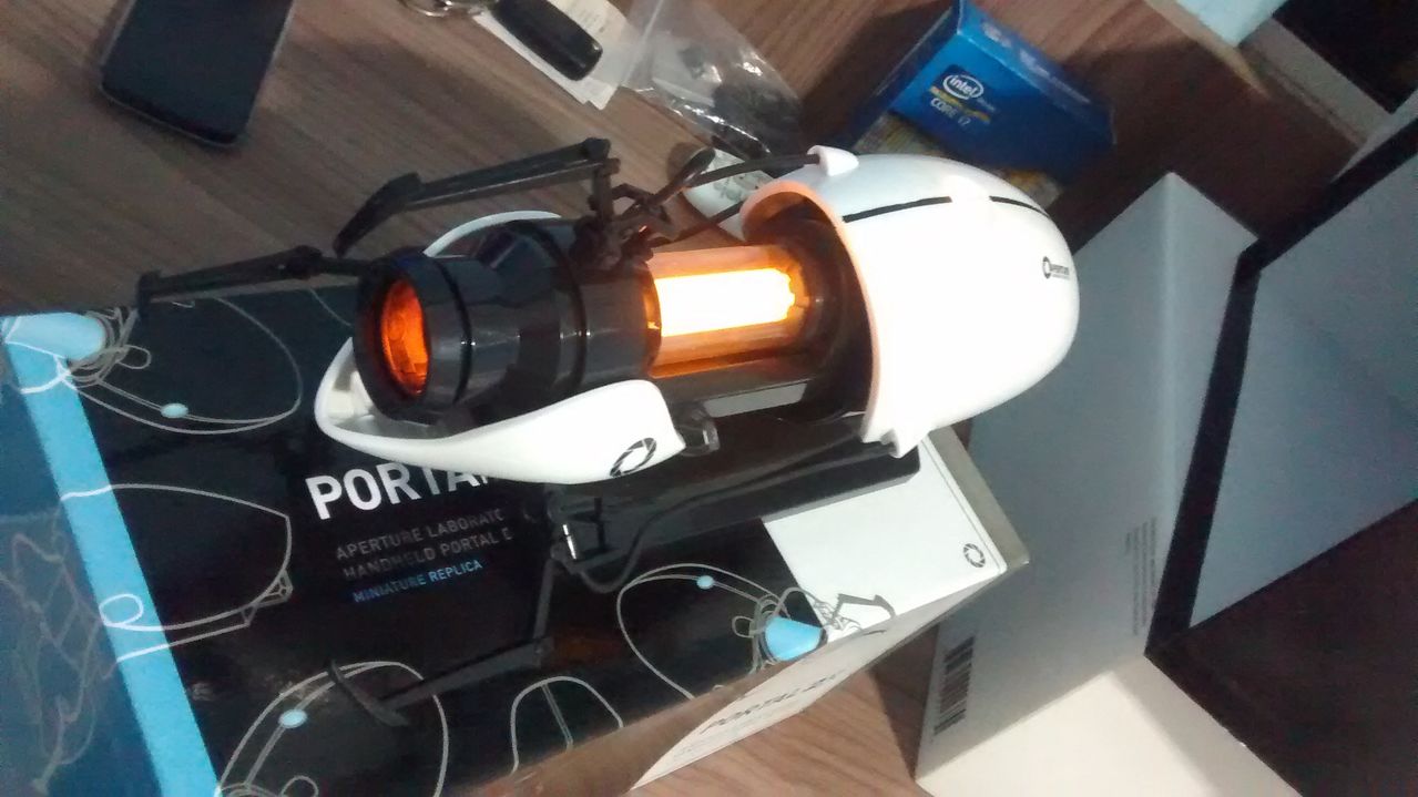 Réplica Portal Gun do Jogo Portal. Licenciada pela VALVE IMG_20141023_211916845