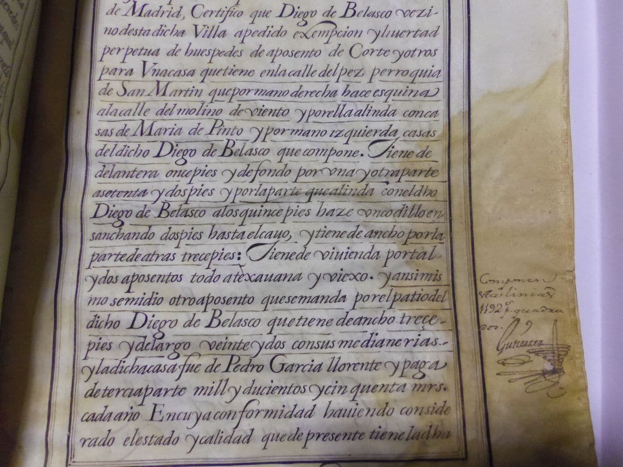 Exencion perpetua de huespedes Madrid firmada en Aranjuez por el rey Felipe IV 30-04-1625 IMGP2906