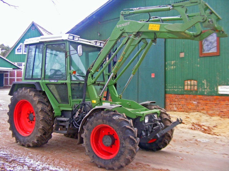 FENDT Tractores   - Página 3 FENDT_380_GTA