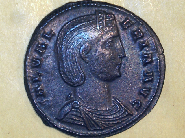 Follis de Galeria Valeria. VENERI V-ICTRICI. Venus estante de frente y mirando a izq. Ceca Cyzicus. 2017_03_17_0001_0_X