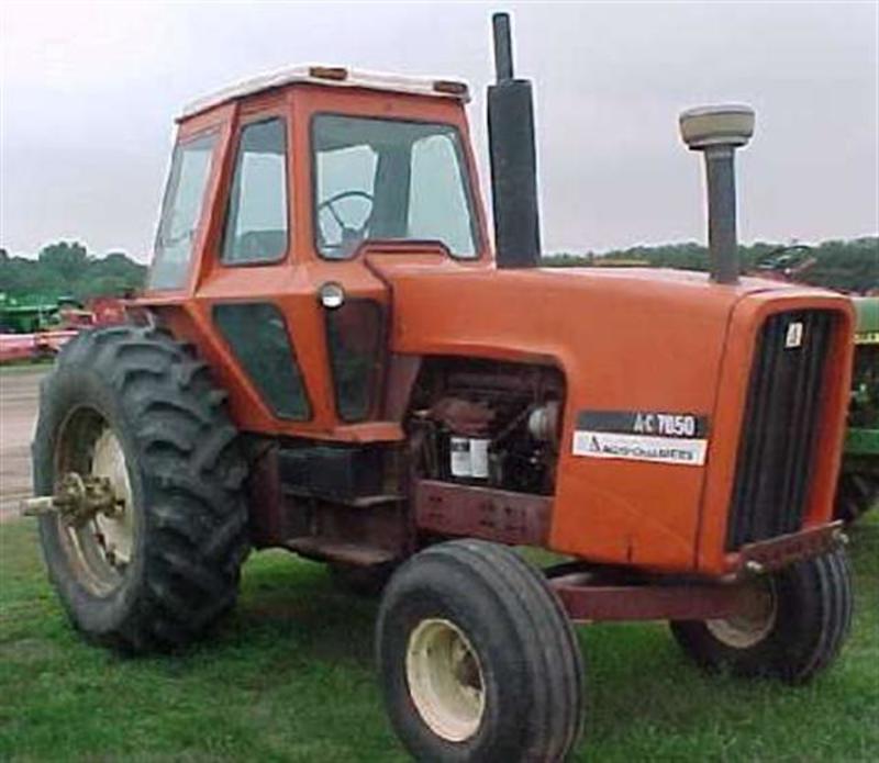 Hilo de tractores antiguos. - Página 33 ALLIS_CHALMERS_7050_Small