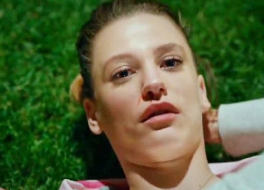 Serenay Sarikaya/სერენაი სარიკაია #22 - Page 53 CHY9_Zh4_WUAAt_WKU