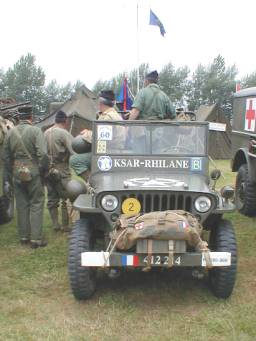 Pour "Benoit & Raymond" : La Jeep Willys, un brave petit soldat! Image003