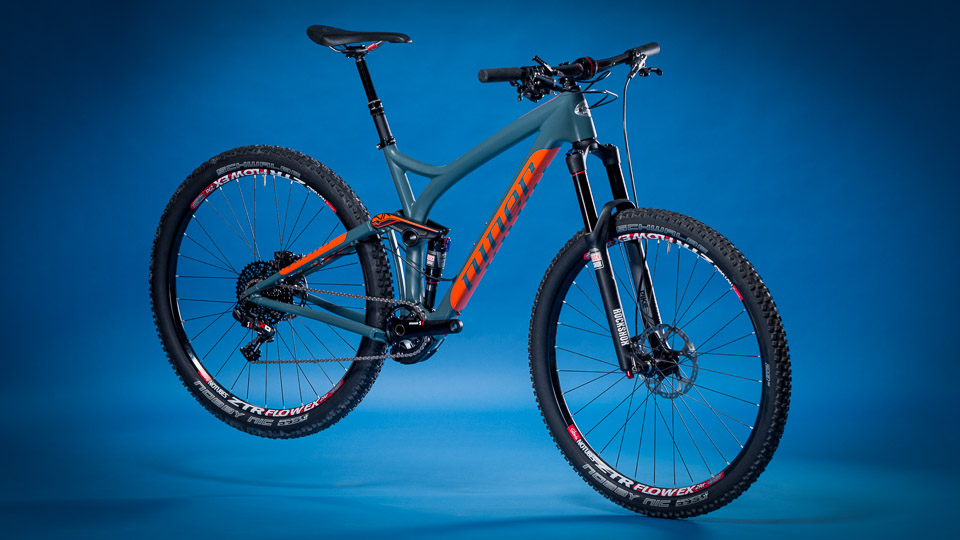 Niner bikes [le post des vélos qui font mal aux yeux] - Page 2 RIP9C_2_960x540