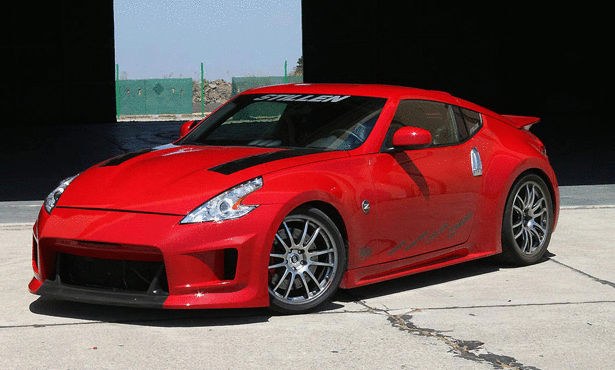 نيسان 370Z Large