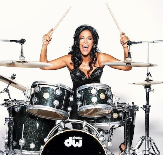 ¿Qué Estás Escuchando? - Página 11 SHEILA_E.__photo_on_drums__1383563063_crop_550x523