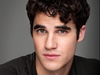 [Article] Broadway.com - How to Succeed's Darren Criss Hopes to Bring Original Musical Starship to Broadway 1.158028