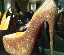 ازياااء روعه كوريه Glitter-louboutin-nice-shoe-329668